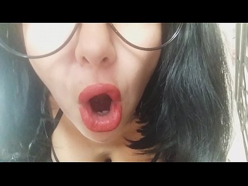 ❤️ Cari, a to matrigna ùn ti lascia micca andà à a scola oghje... Aghju bisognu di tè troppu... ❤️ Video porno à co.myteporn.ru ❤