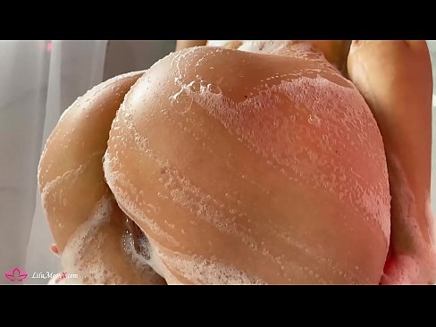 ❤️ Brunette si masturba a figa cù un vibratore per un orgasmu intensu in a doccia ❤️ Video porno à co.myteporn.ru ❤